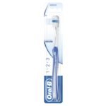 Oral-B 123 Indicator 35 Medium Toothbrush
